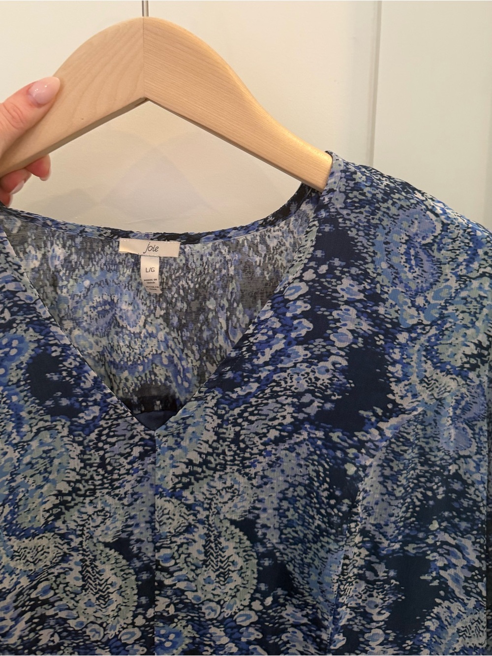 Joie Printed Flowy Dress - Picture 4 of 6